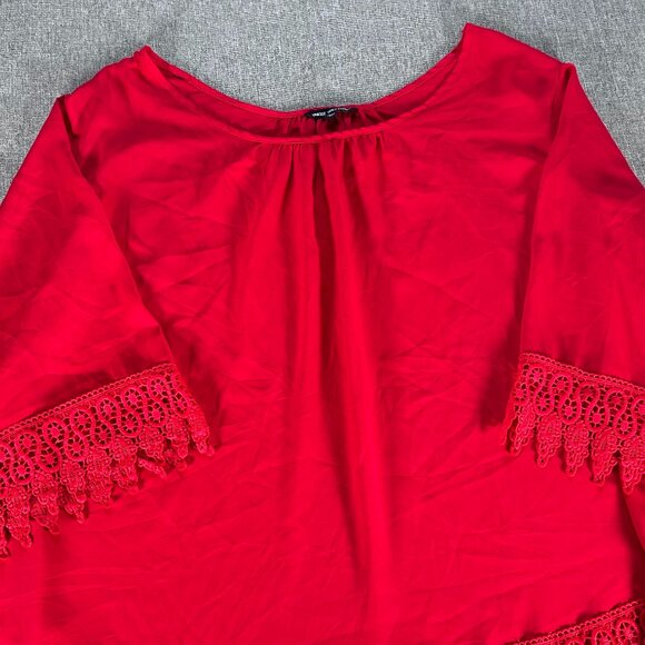 Unique Spectrum Blouse Top Women's 3X Boat Neck 3/4 Sleeve Red Lace Hem Casual - Picture 6 of 13